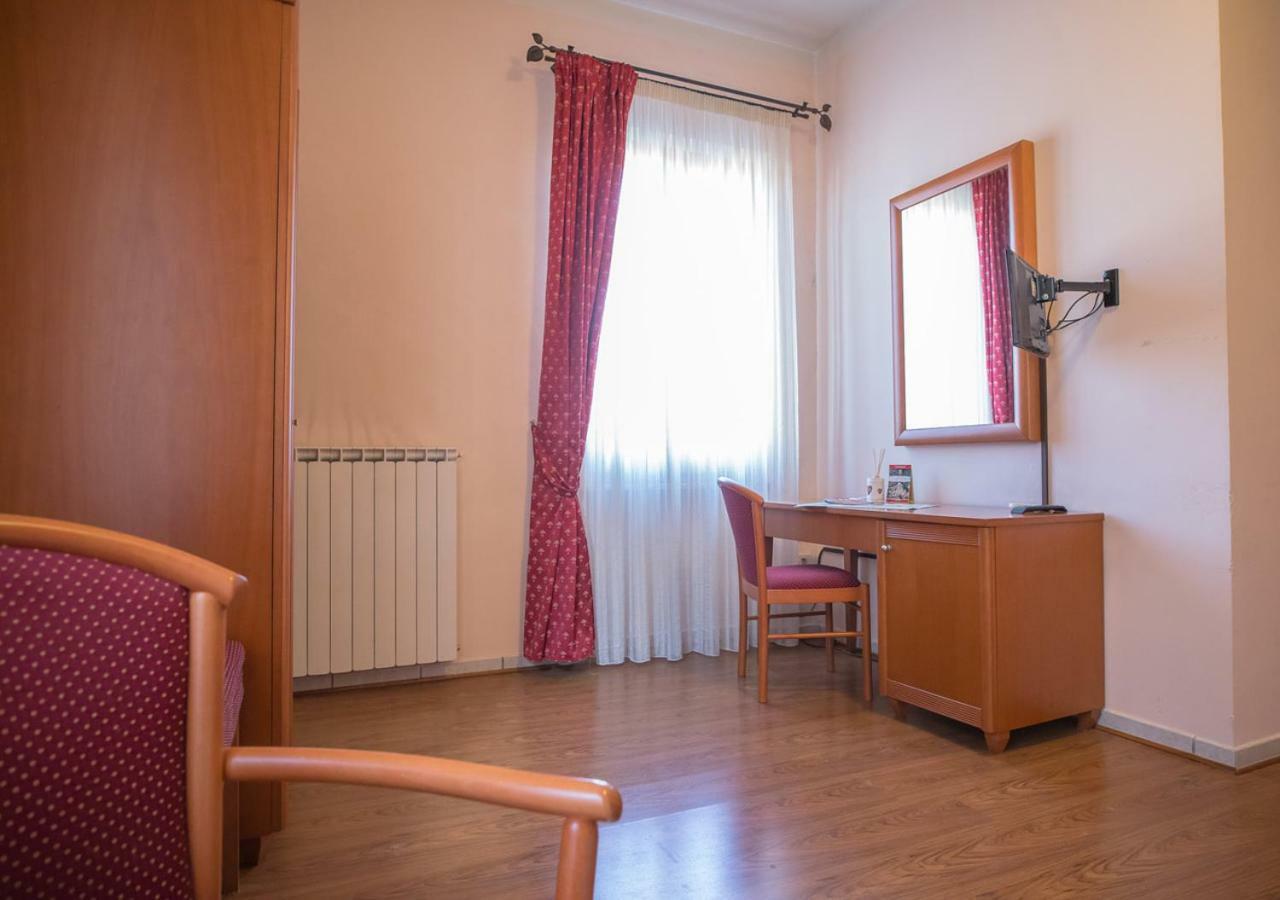 Locanda Il Giullare Pellegrino Santa Maria Degli Angeli  Εξωτερικό φωτογραφία